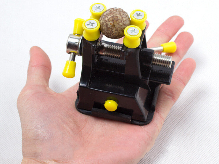 Suction cup mini vise, view 3