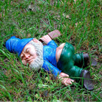 Drunk Garden Gnome Statue - image 4