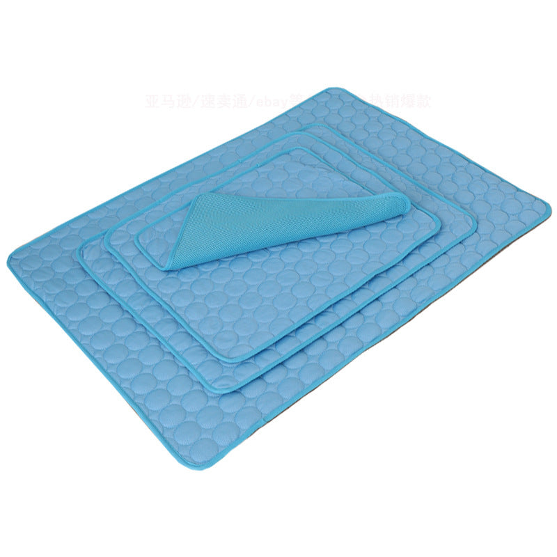 Quilted ice silk style pet sleeping mat, colour option view