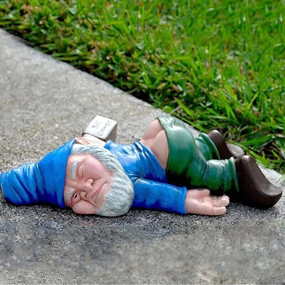Drunk Garden Gnome Statue - image 3